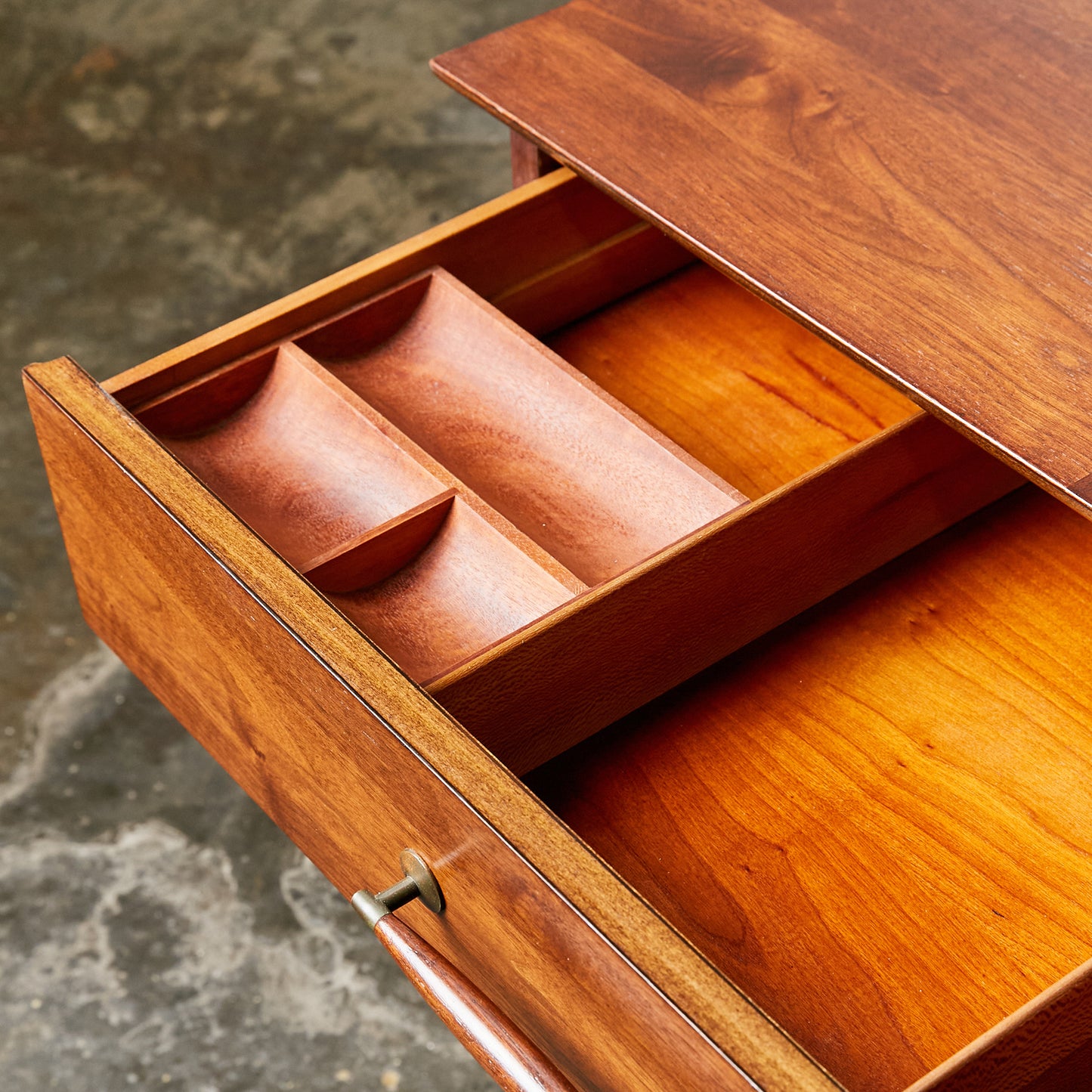 Mid-Century Henredon Dresser Credenza