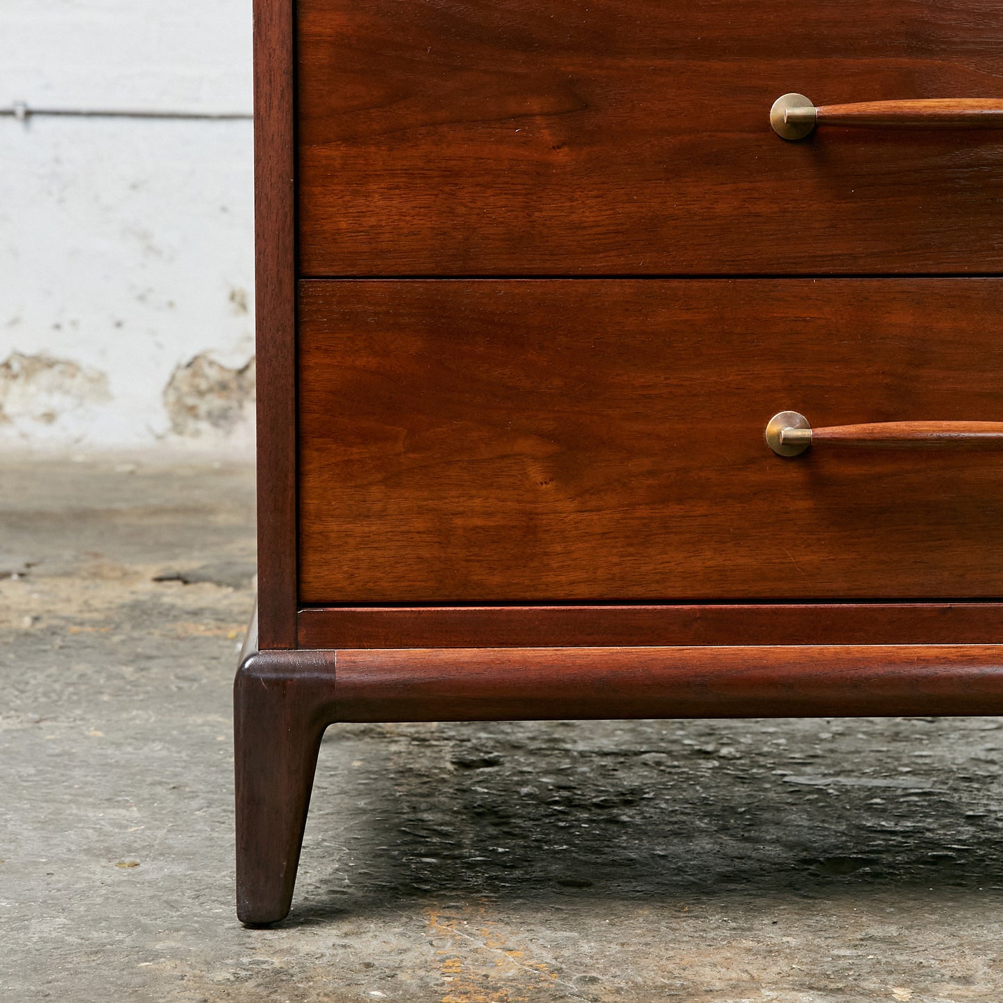 Mid-Century Henredon Dresser Credenza