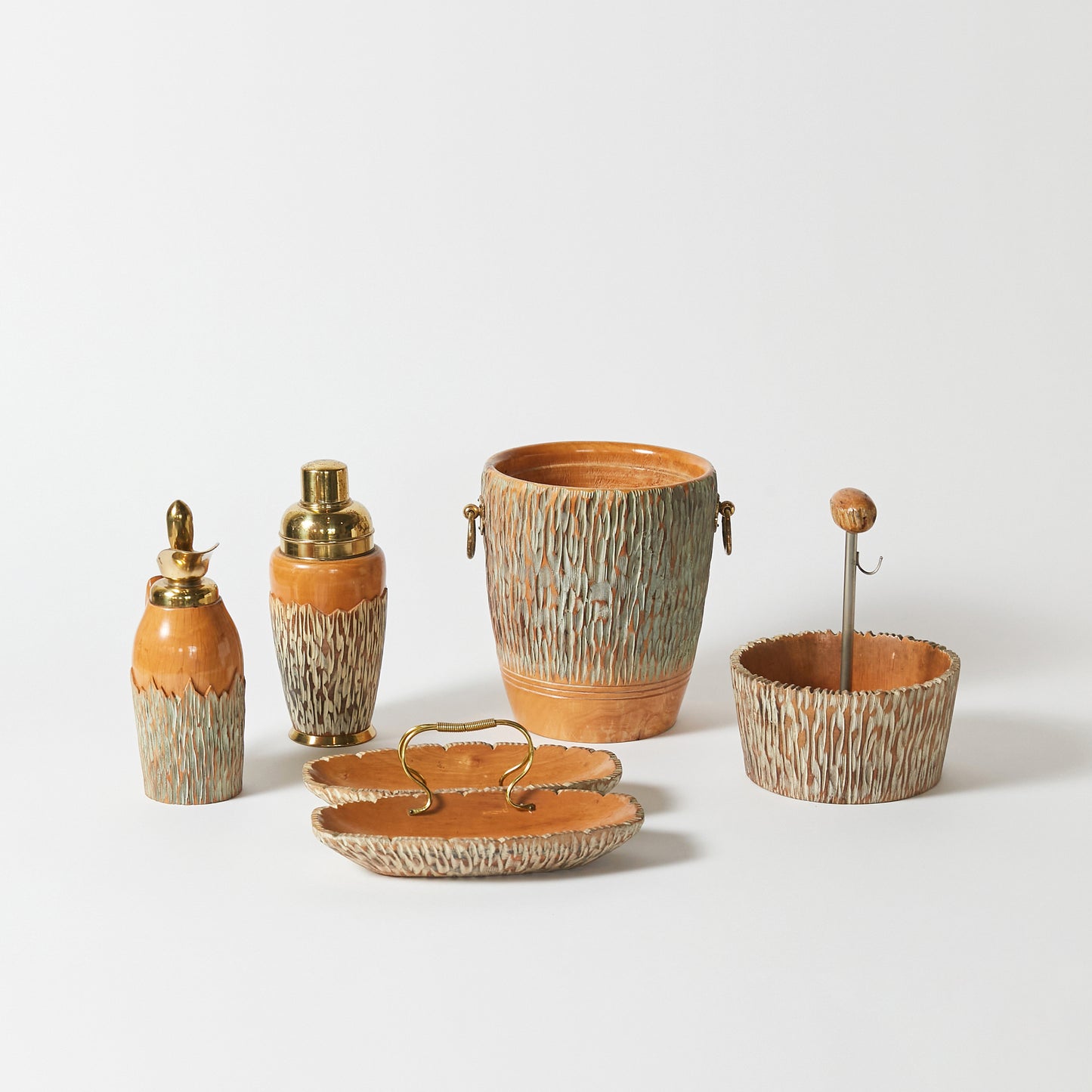 Aldo Tura Bar Set in Carved Wood and Brass Details